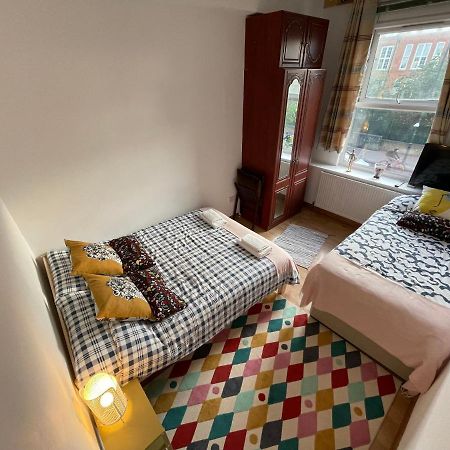 Spacious Family Flat London Bagian luar foto