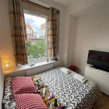 Spacious Family Flat London Bagian luar foto