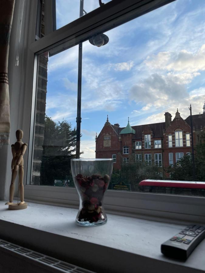 Spacious Family Flat London Bagian luar foto