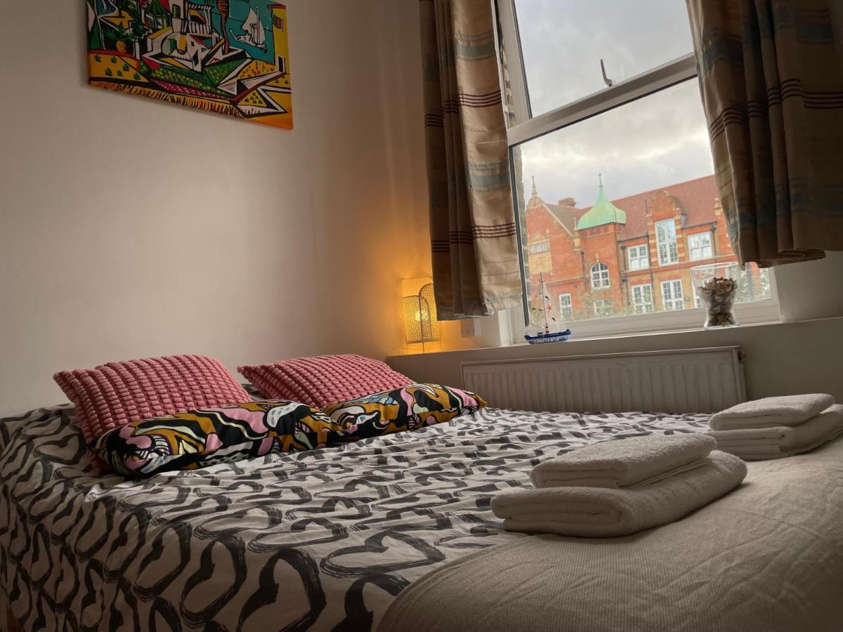 Spacious Family Flat London Bagian luar foto